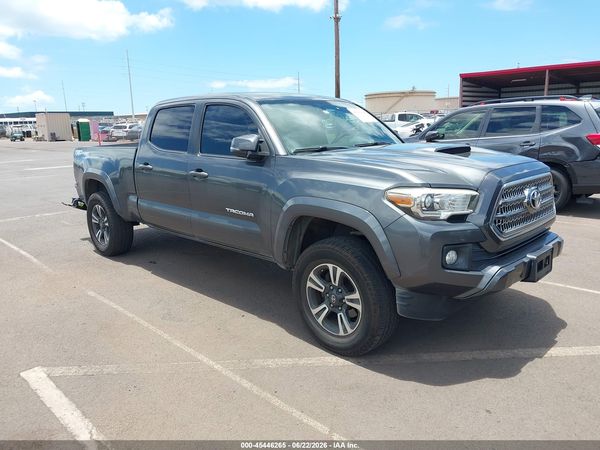2016 TOYOTA TACOMA SR5