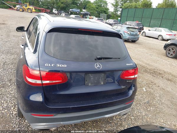 2016 MERCEDES-BENZ GLC 300 4MATIC