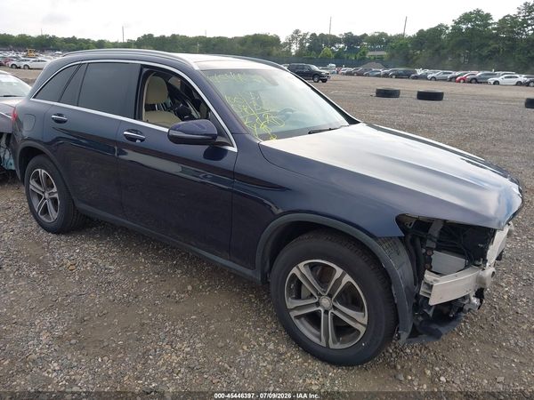 2016 MERCEDES-BENZ GLC 300 4MATIC