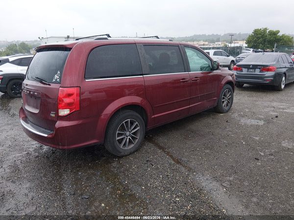 2017 DODGE GRAND CARAVAN SXT — I4