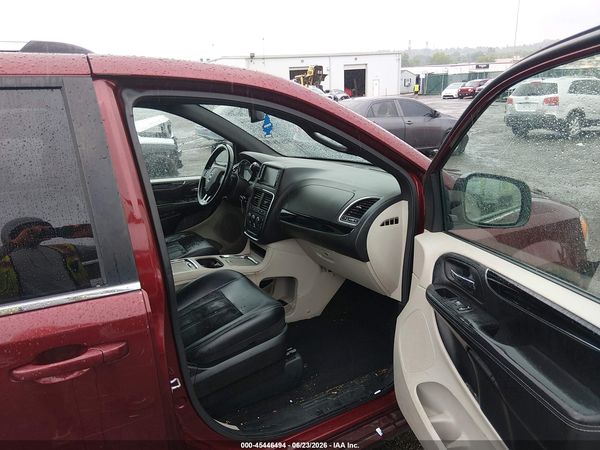 2017 DODGE GRAND CARAVAN SXT — I5