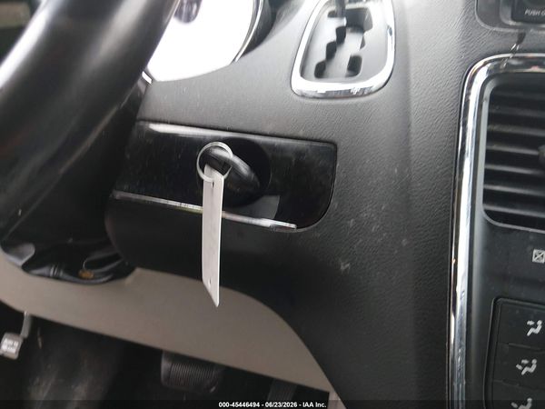 2017 DODGE GRAND CARAVAN SXT — I11