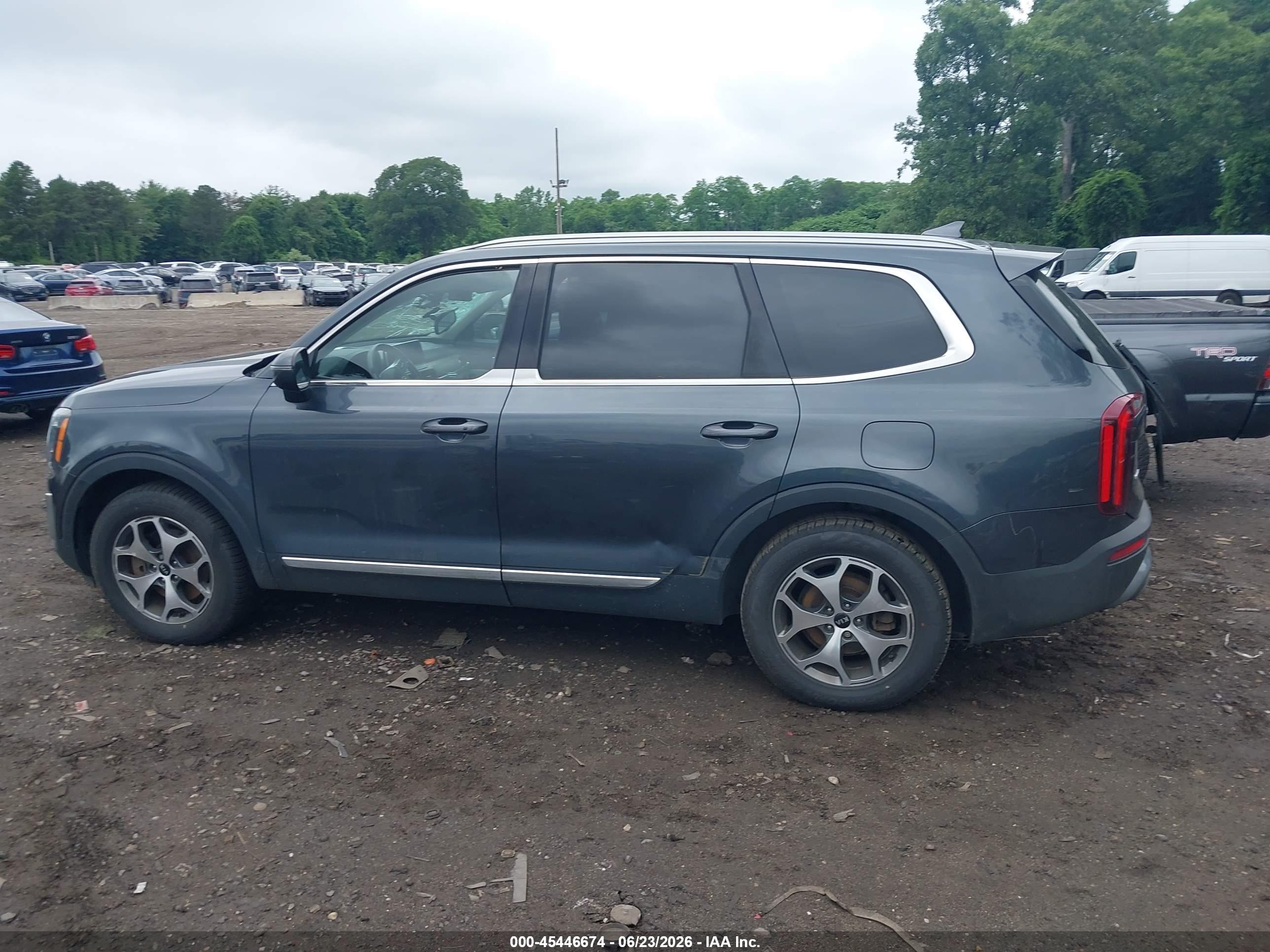 2021 KIA TELLURIDE EX