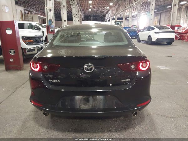 2022 MAZDA MAZDA3 SELECT