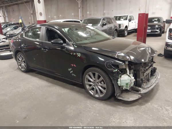 2022 MAZDA MAZDA3 SELECT