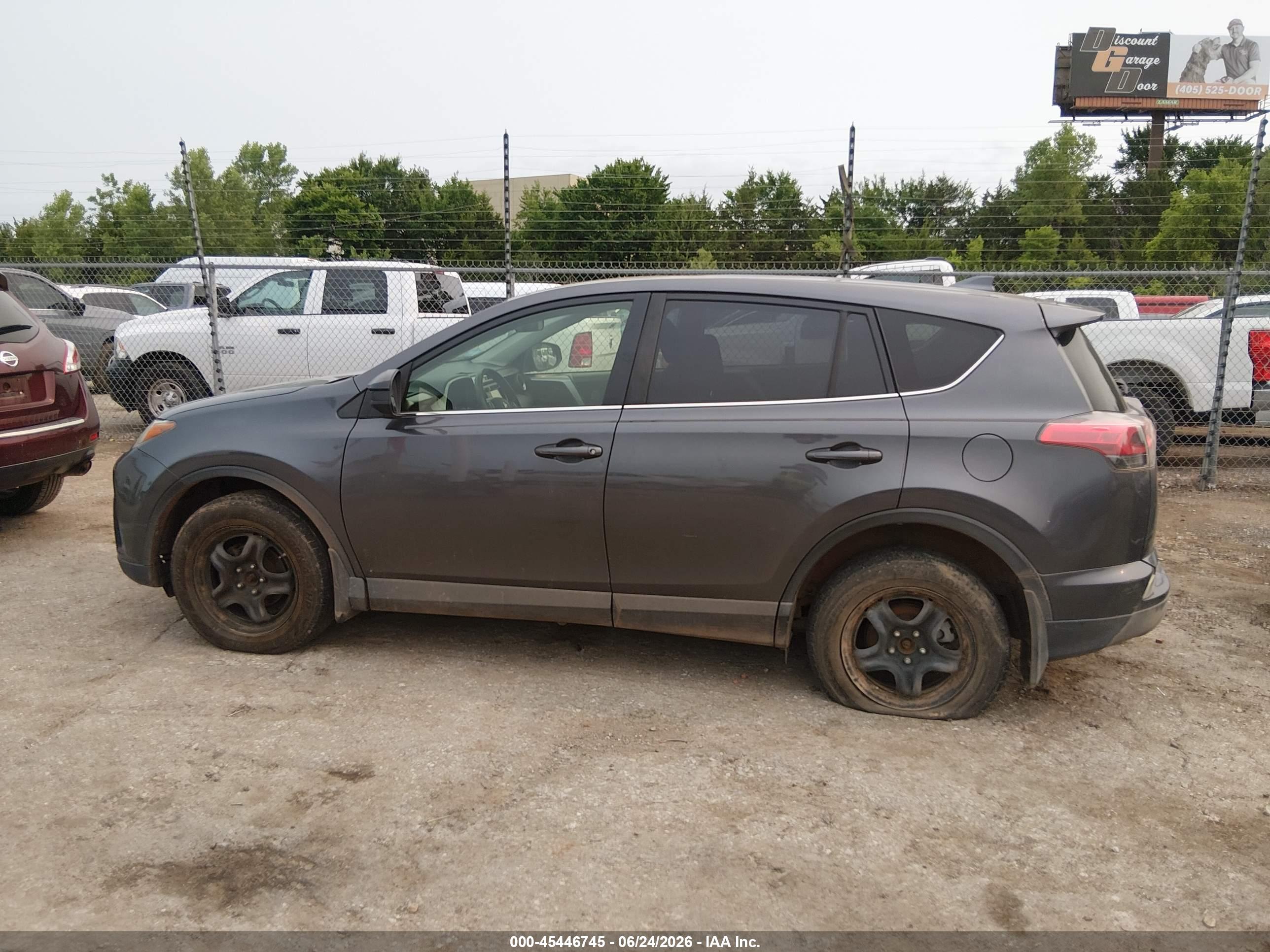 2018 TOYOTA RAV4 LE