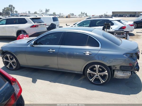 2022 MERCEDES-BENZ C 300 SEDAN