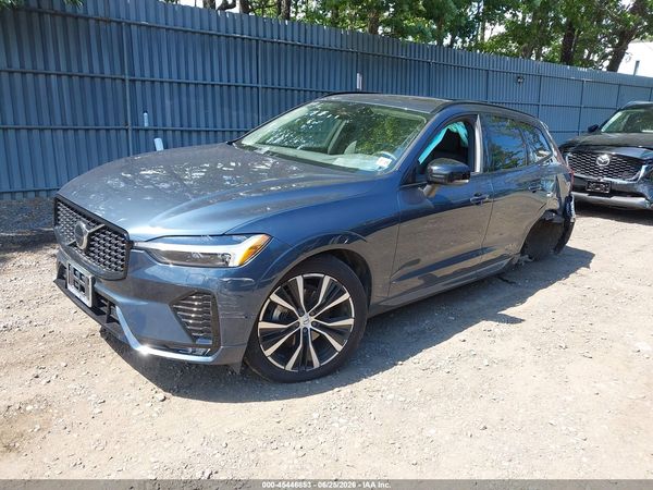 2025 VOLVO XC60 B5 PLUS