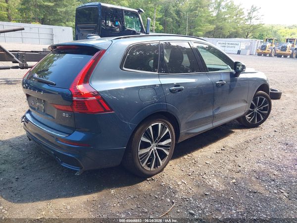 2025 VOLVO XC60 B5 PLUS