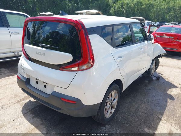 2022 KIA SOUL LX