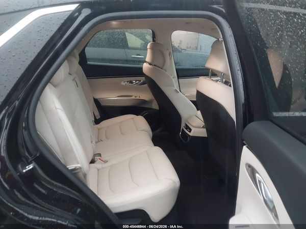 2024 GENESIS GV70 2.5T AWD