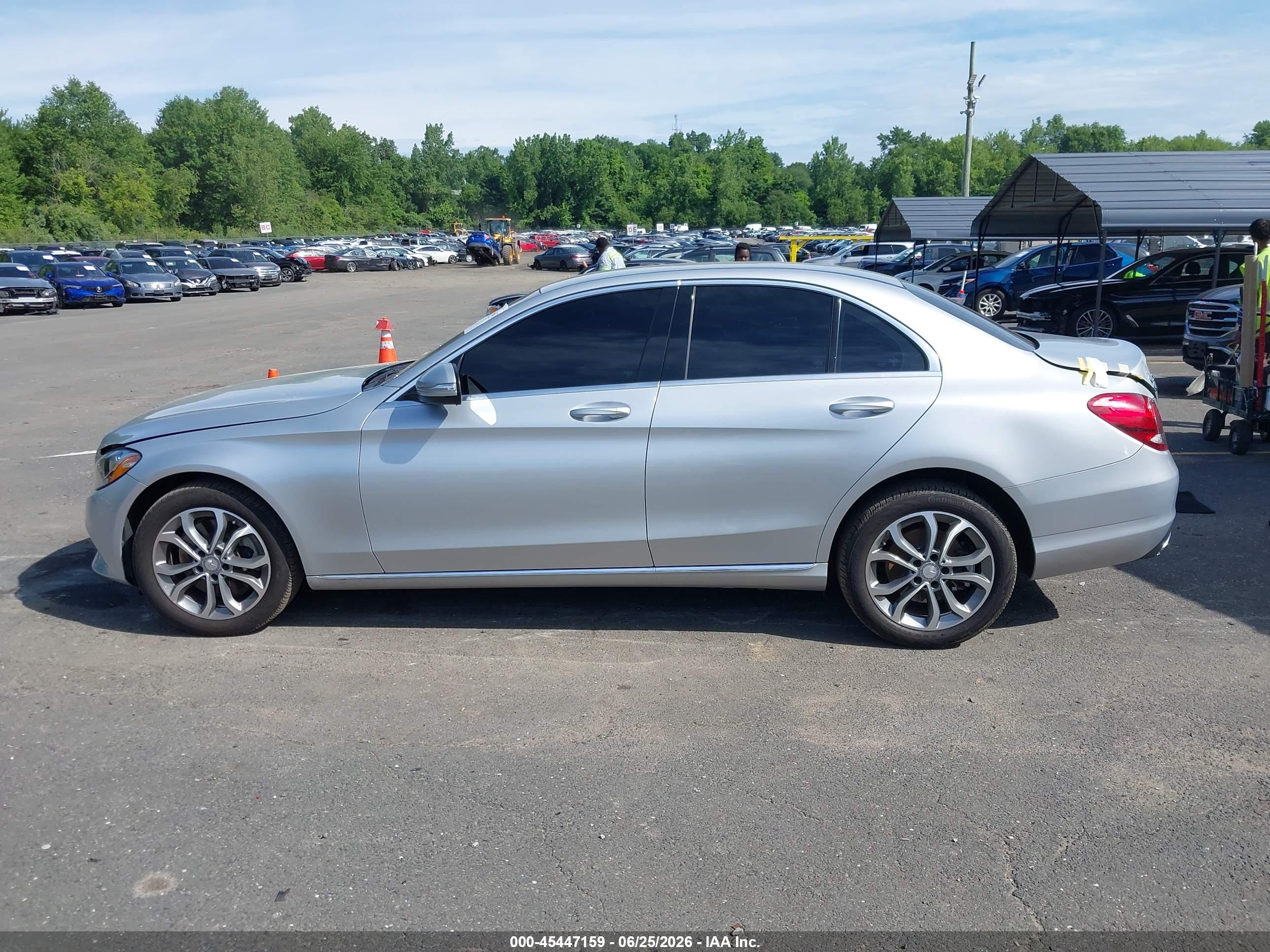 2015 MERCEDES-BENZ C 300 4MATIC