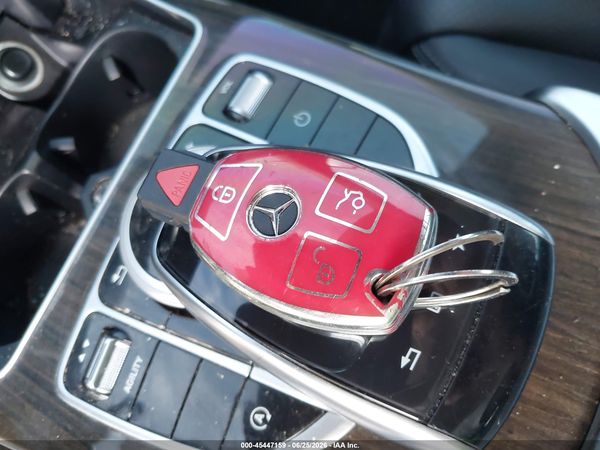 2015 MERCEDES-BENZ C 300 4MATIC