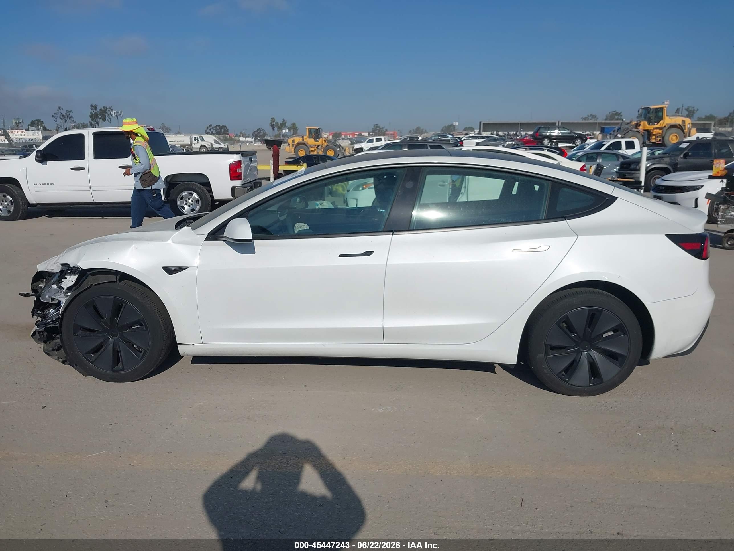 2024 TESLA MODEL 3