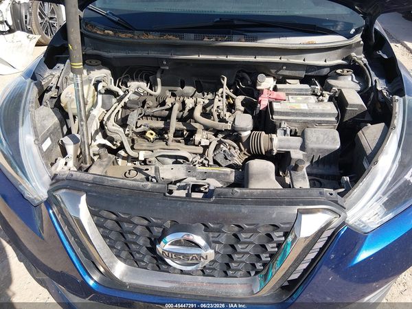 2019 NISSAN KICKS SR