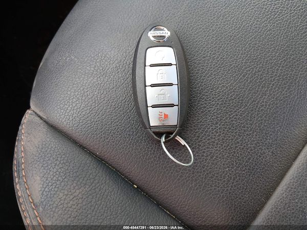 2019 NISSAN KICKS SR