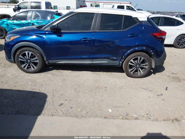 2019 NISSAN KICKS SR