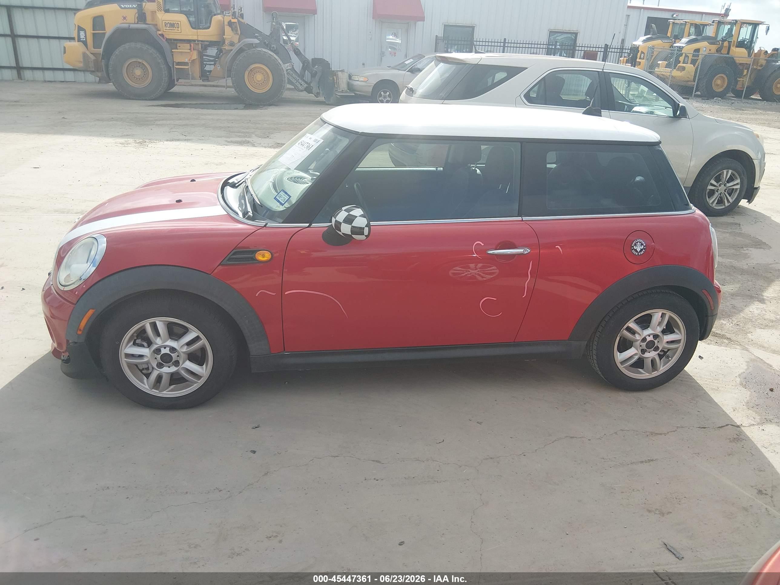 2012 MINI COOPER