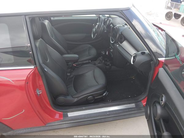 2012 MINI COOPER