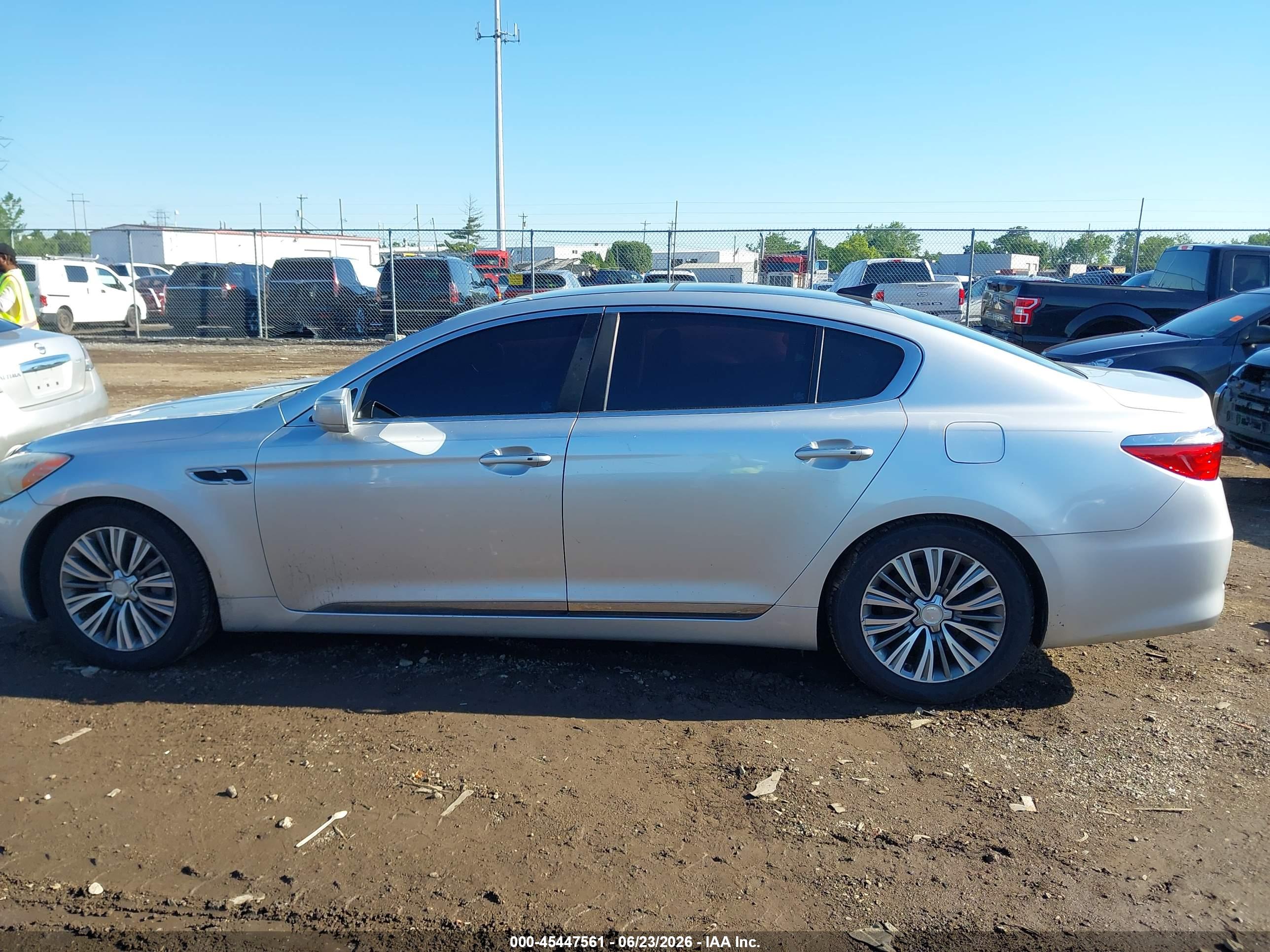 2016 KIA K900 LUXURY 3.8L