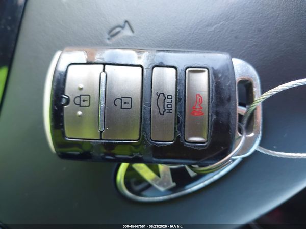2016 KIA K900 LUXURY 3.8L