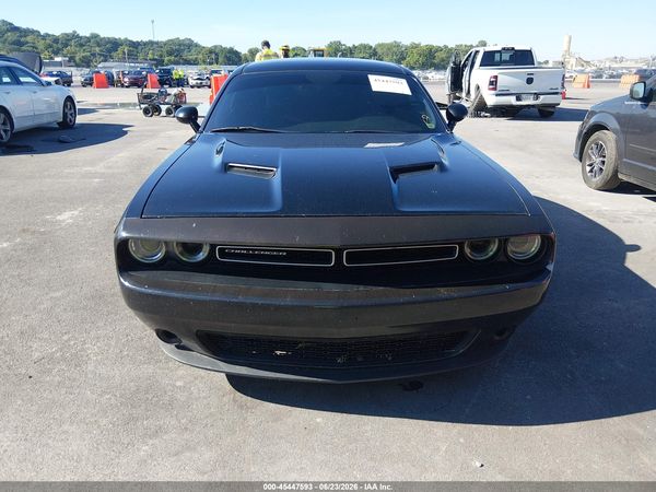 2016 DODGE CHALLENGER SXT