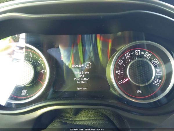 2016 DODGE CHALLENGER SXT