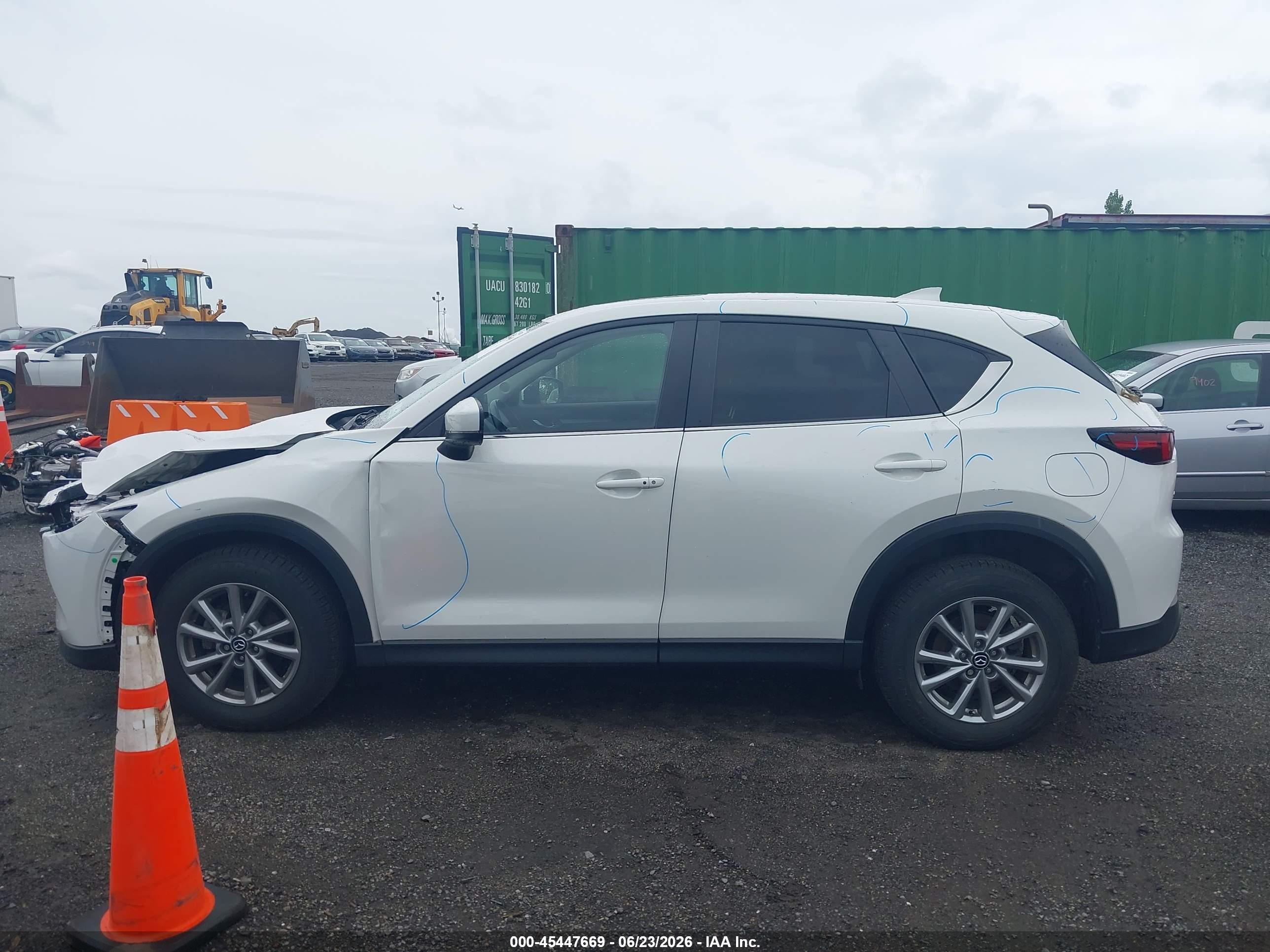 2023 MAZDA CX-5 2.5 S PREFERRED