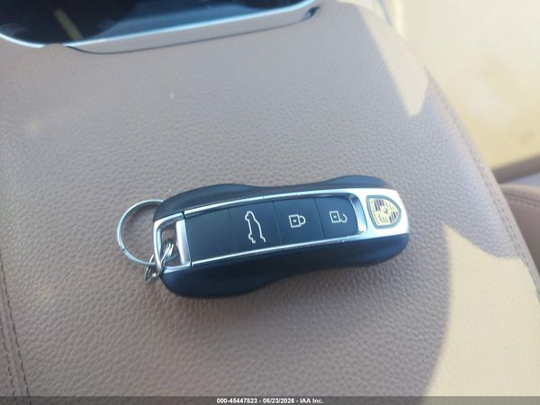 2023 PORSCHE CAYENNE PLATINUM EDITION