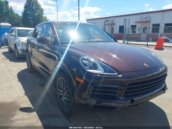 2023 PORSCHE CAYENNE PLATINUM EDITION