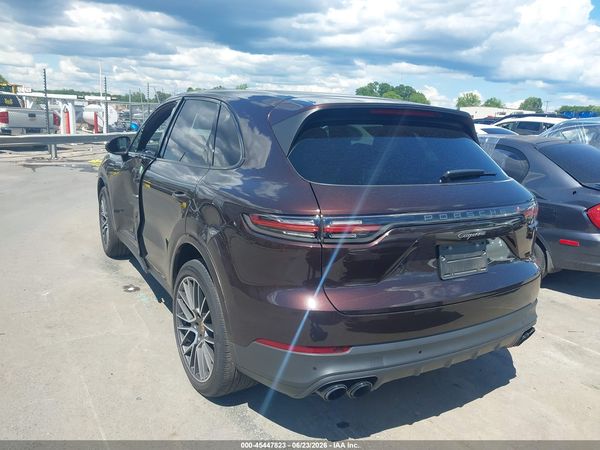 2023 PORSCHE CAYENNE PLATINUM EDITION