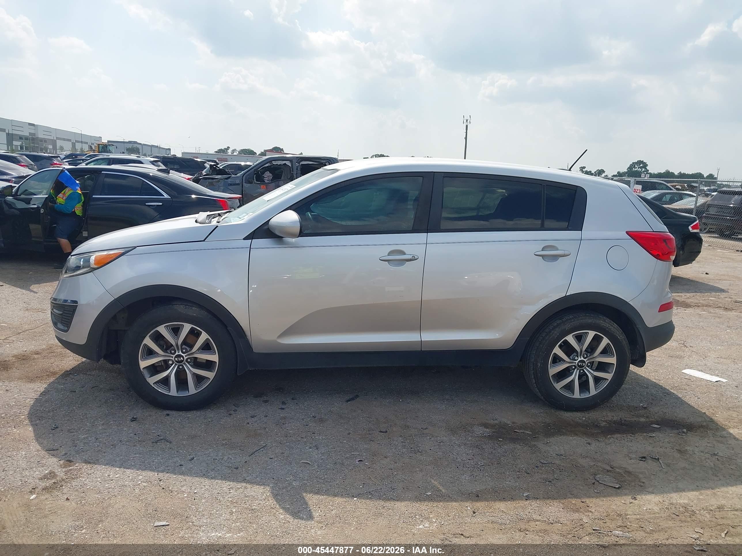 2016 KIA SPORTAGE LX