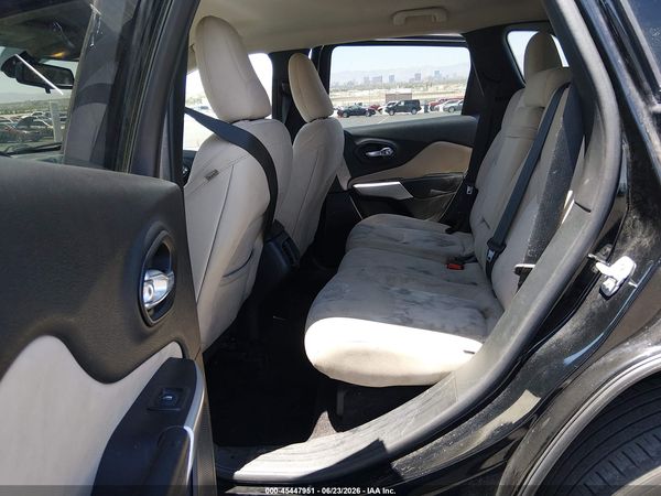 2018 JEEP CHEROKEE LATITUDE FWD