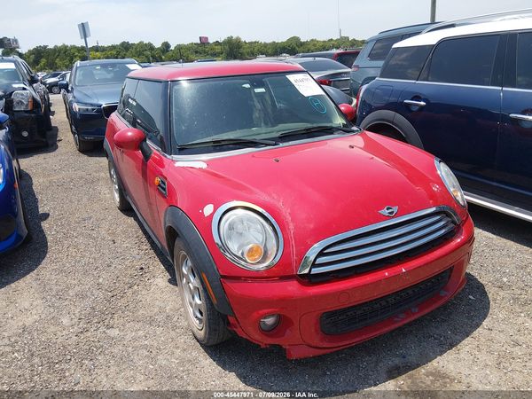 2013 MINI HARDTOP COOPER