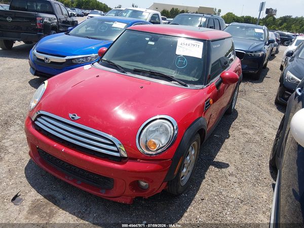 2013 MINI HARDTOP COOPER