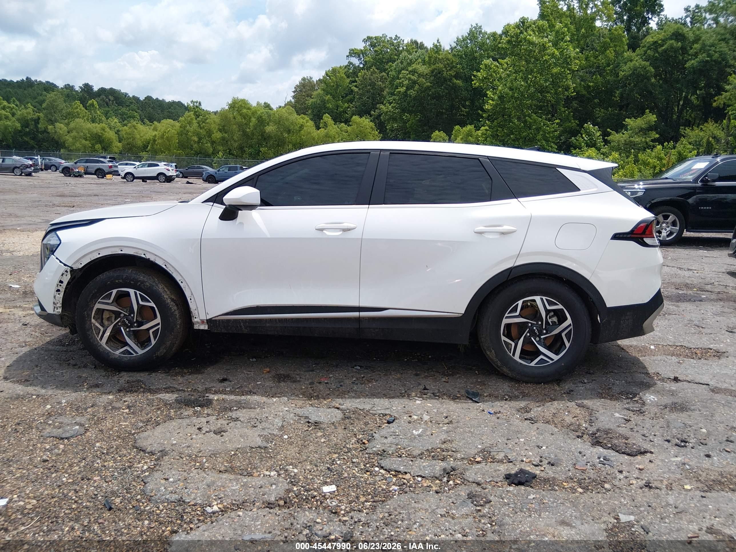 2023 KIA SPORTAGE LX