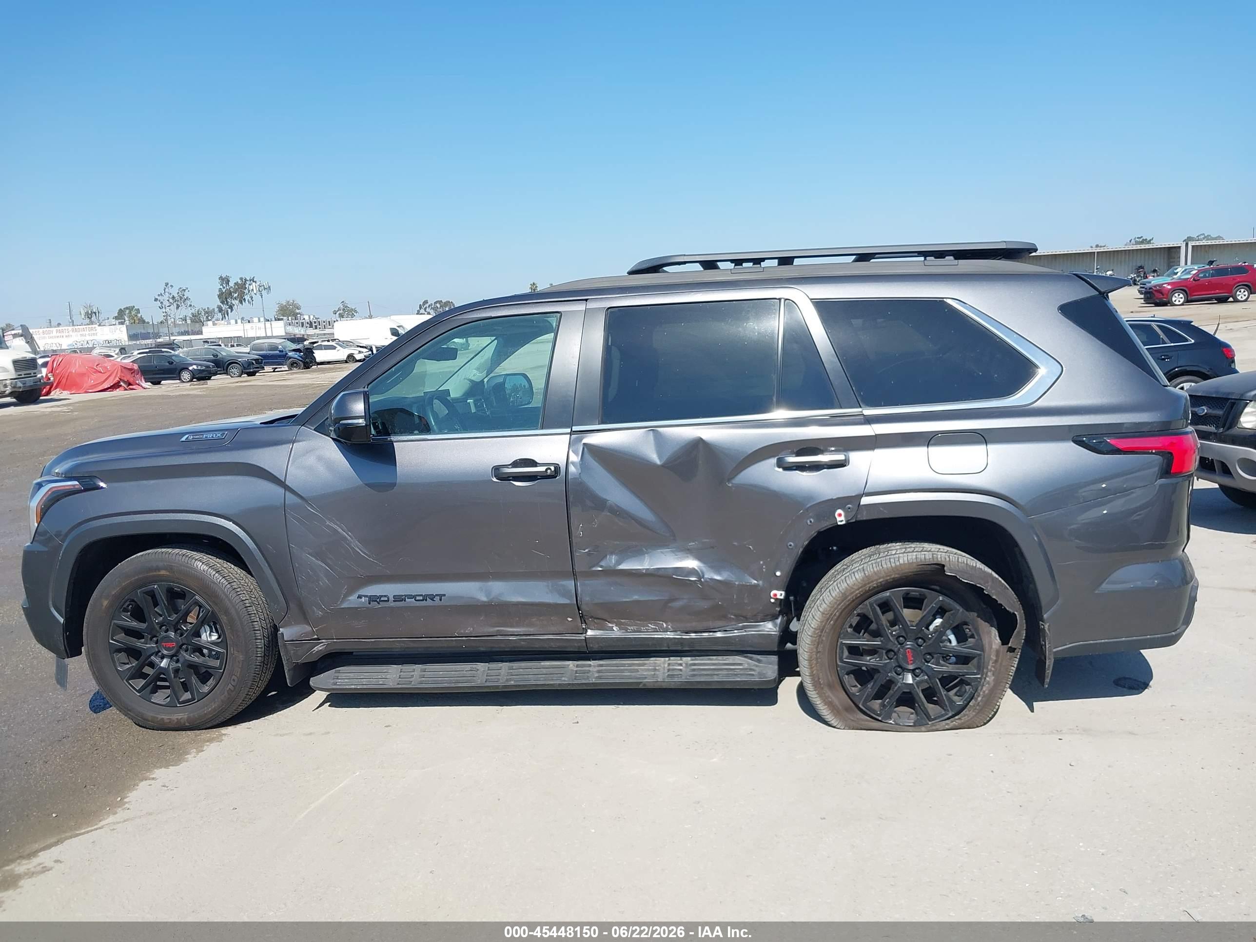 2024 TOYOTA SEQUOIA SR5
