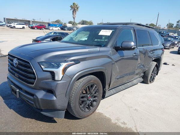 2024 TOYOTA SEQUOIA SR5