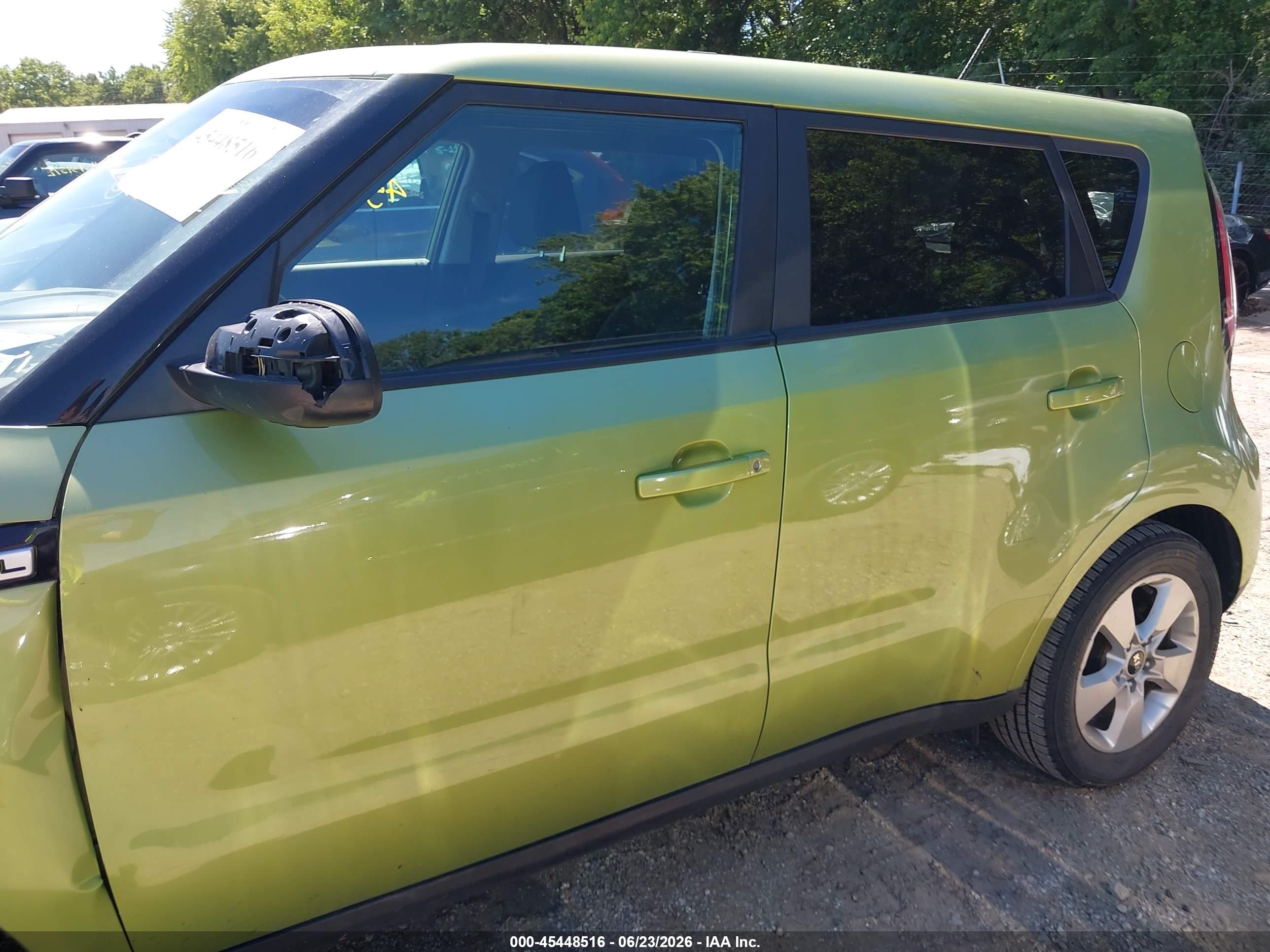 2019 KIA SOUL Base