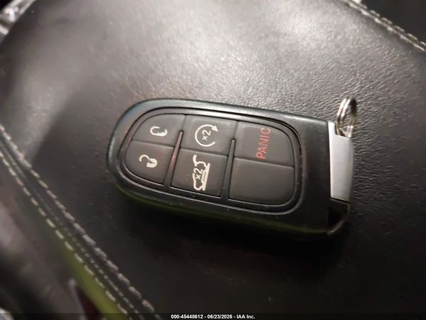 2019 JEEP CHEROKEE LIMITED 4X4