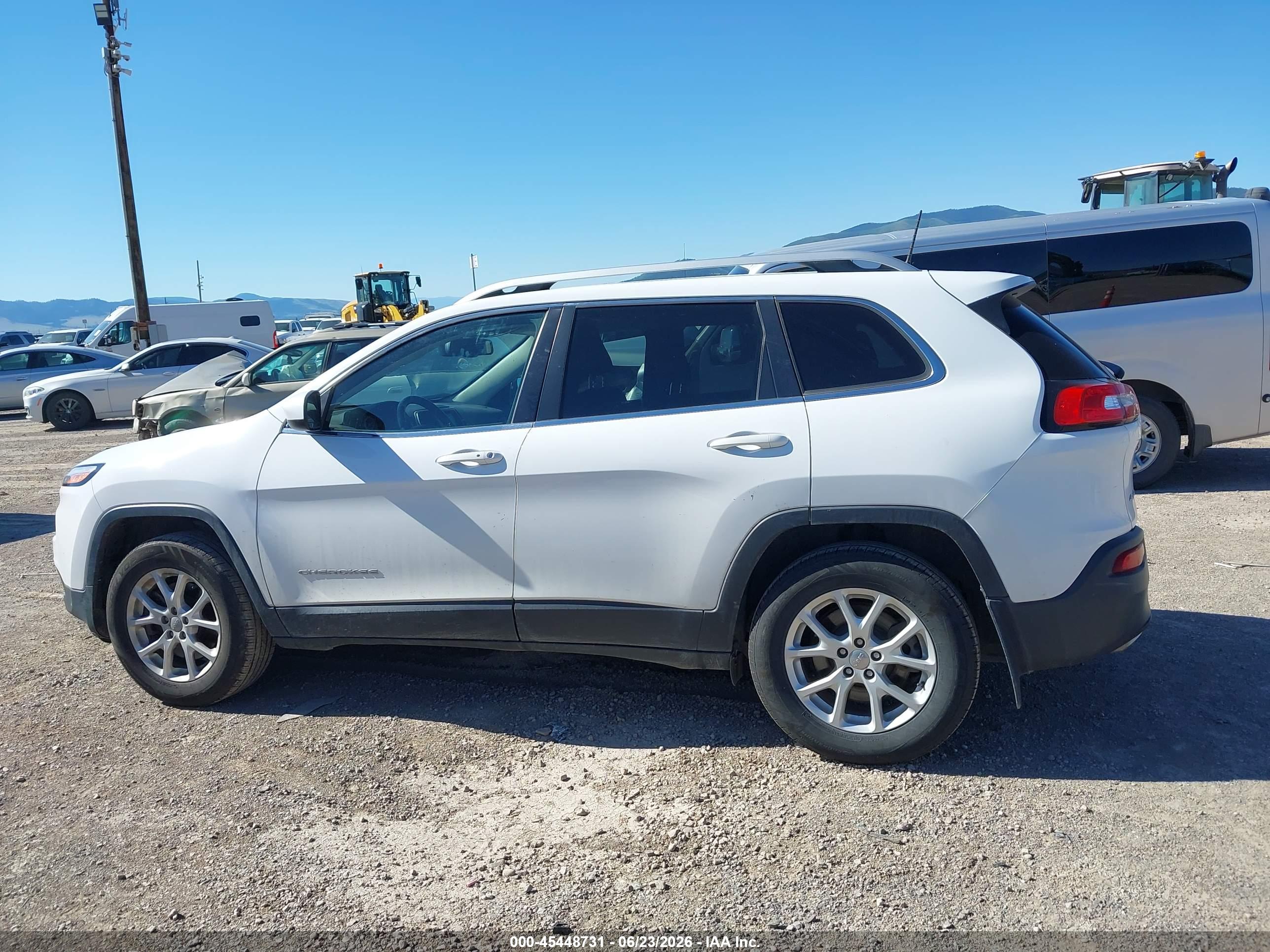2017 JEEP CHEROKEE LATITUDE