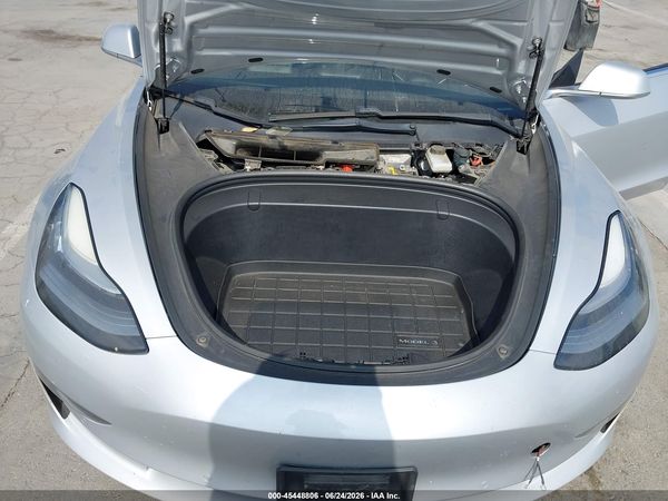 2018 TESLA MODEL 3 LONG RANGE/MID RANGE