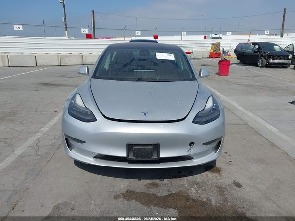 2018 TESLA MODEL 3 LONG RANGE/MID RANGE
