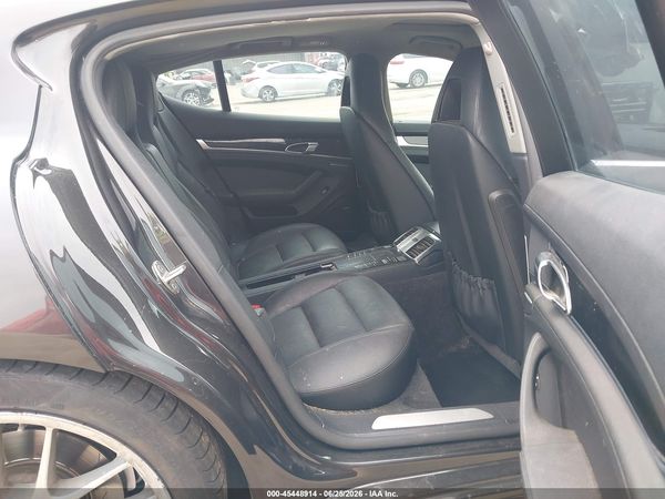 2014 PORSCHE PANAMERA 4S