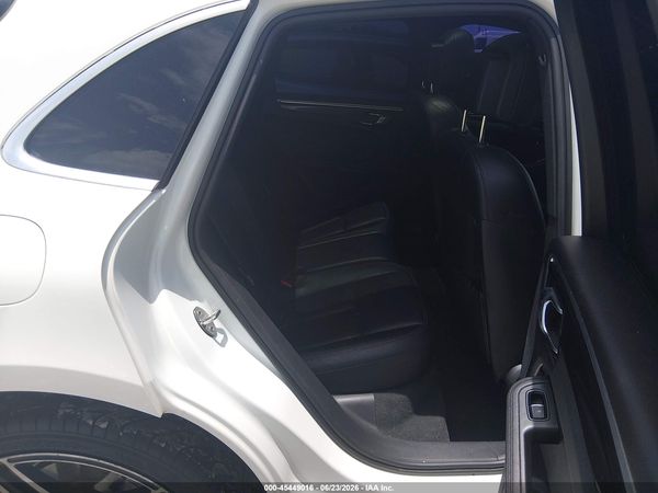2015 PORSCHE MACAN S