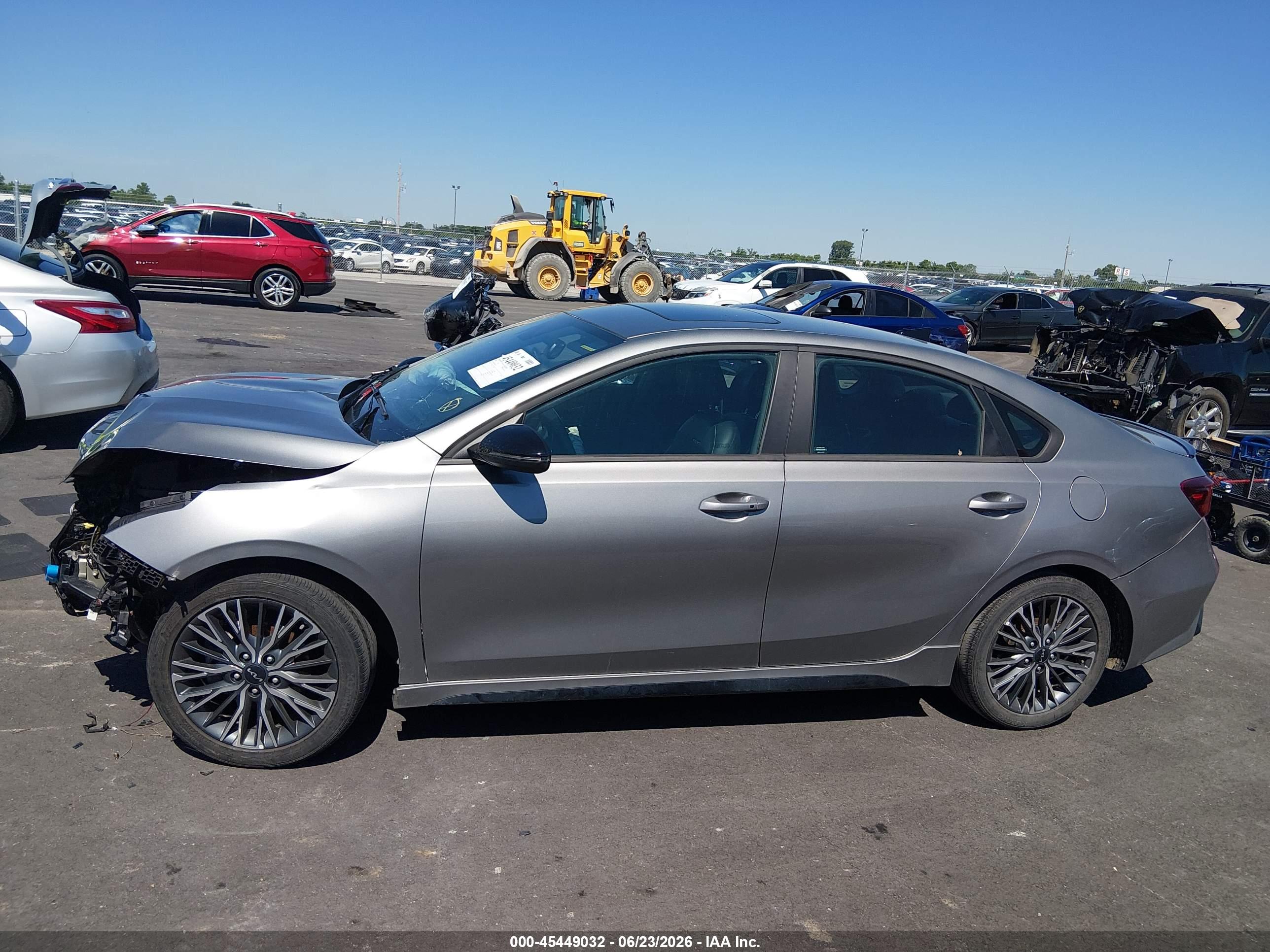 2024 KIA FORTE GT-LINE