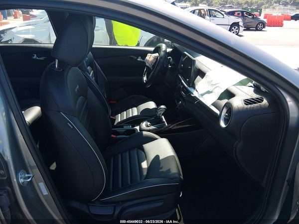 2024 KIA FORTE GT-LINE