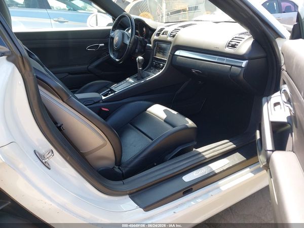 2015 PORSCHE CAYMAN