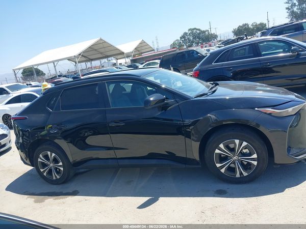 2024 TOYOTA BZ4X XLE