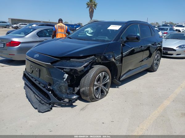 2024 TOYOTA BZ4X XLE